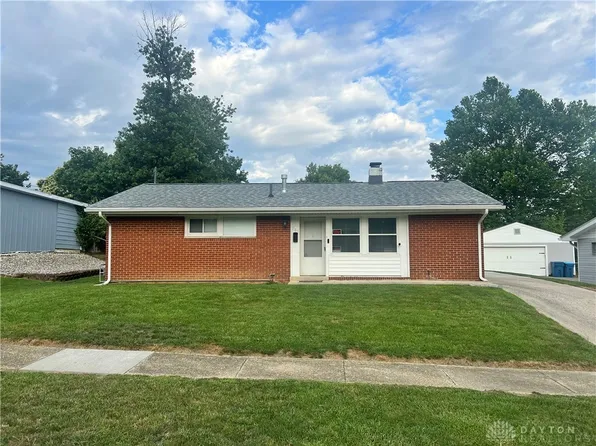 541 Chaucer Rd, Riverside, OH 45431