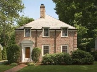 171 Reservoir Rd, Brookline, MA 02467