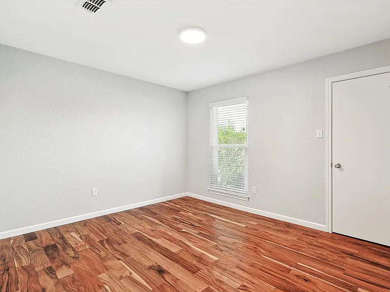 3433 Murphy Dr — Photo 11
