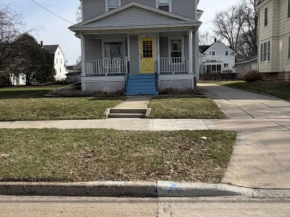 501 W Bent Ave, Oshkosh, WI 54901