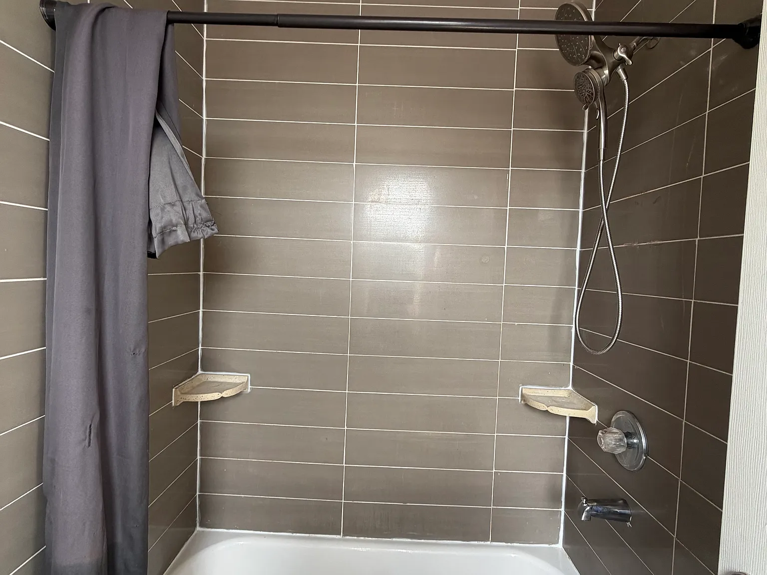 2 bed, 1000 sqft, $1,400 — Photo 4