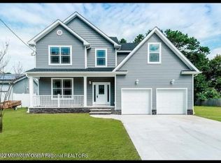 816 4th Ave, Toms River, NJ