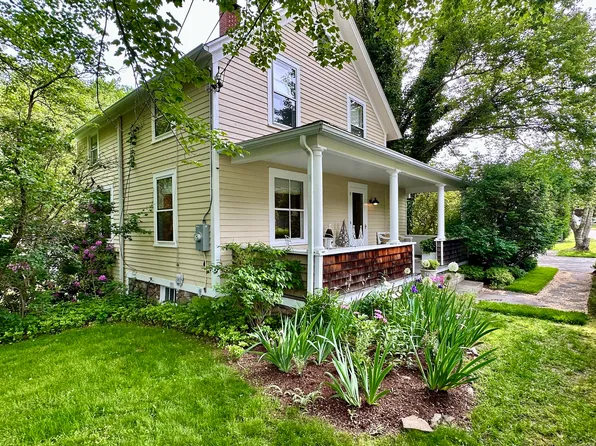 137 Main Street, Chester, CT 06412