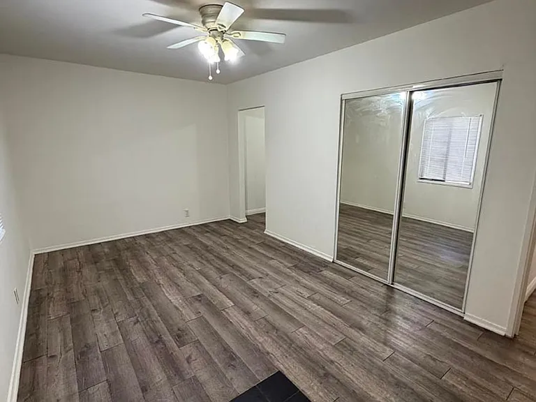 139 S Rosemead Blvd — Photo 2