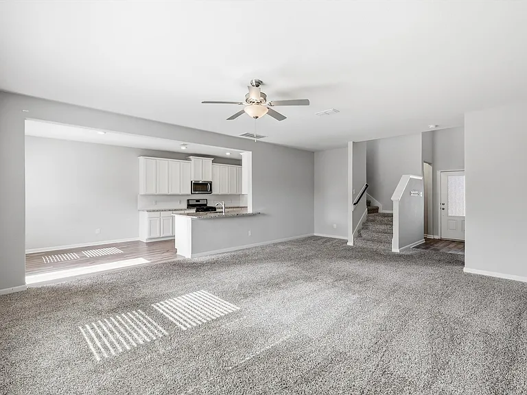2105 Yarbrough Dr — Photo 14