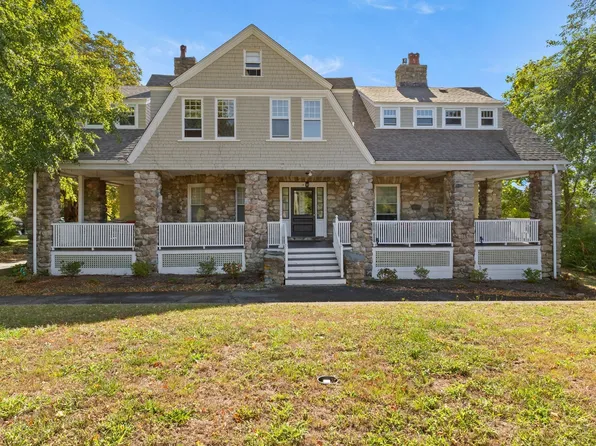 163 South St #D, Rockport, MA 01966