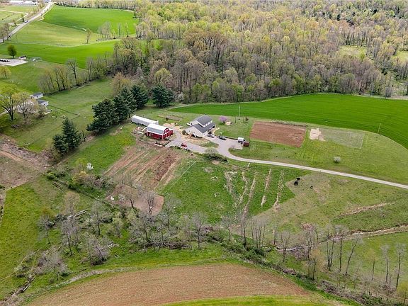 3rd image of 9285 Glory Gate Ln