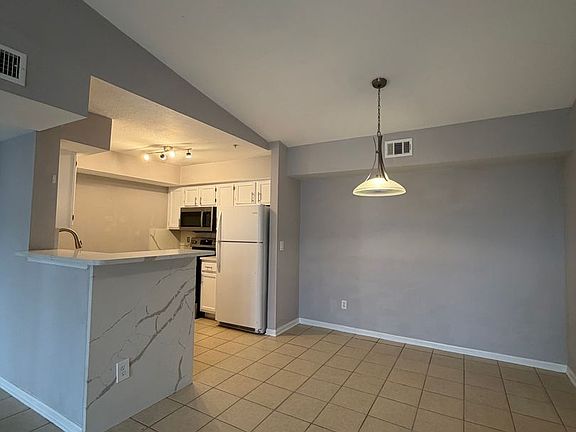5th image of 4010 Dancing Cloud Ct Unit 405