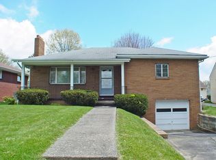 228 Saint Johns Rd, Weirton, WV 26062