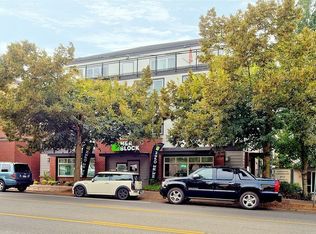 3717 California Ave SW APT 203, Seattle, WA 98116