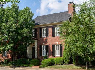 8607 Broecker Blvd, Louisville, KY 40241
