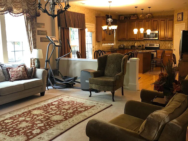 10308 Scotch Pine Cir — Photo 10