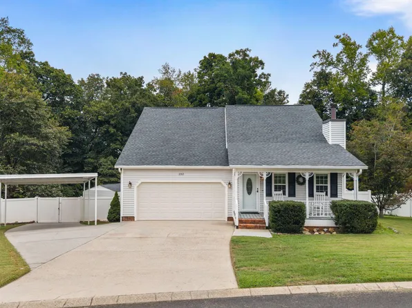 132 Alexanders Cir NW, Cleveland, TN 37312
