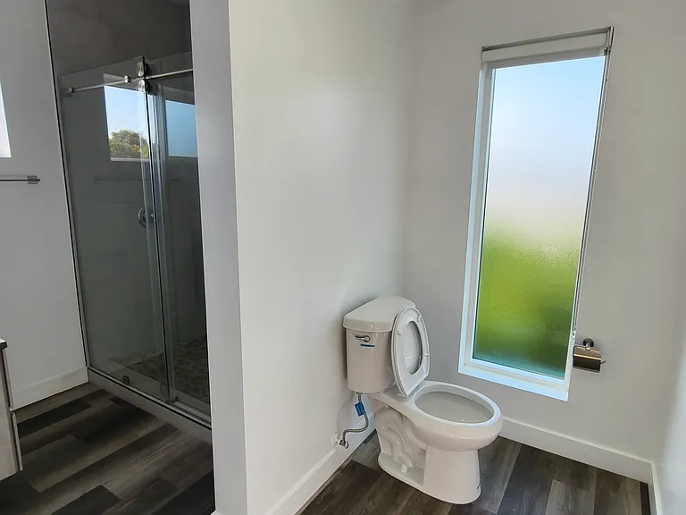 1280 W 37th Pl #A4N — Photo 11