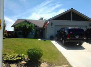 444 N De Anjou Ave, Eagle Point, OR 97524