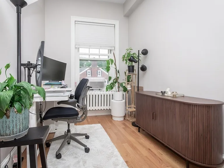354 N Main St #213 — Photo 4