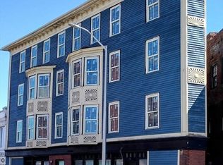 18 Appleton St, Lowell, MA 01852