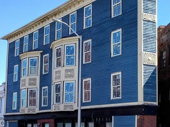 18 Appleton St, Lowell, MA 01852