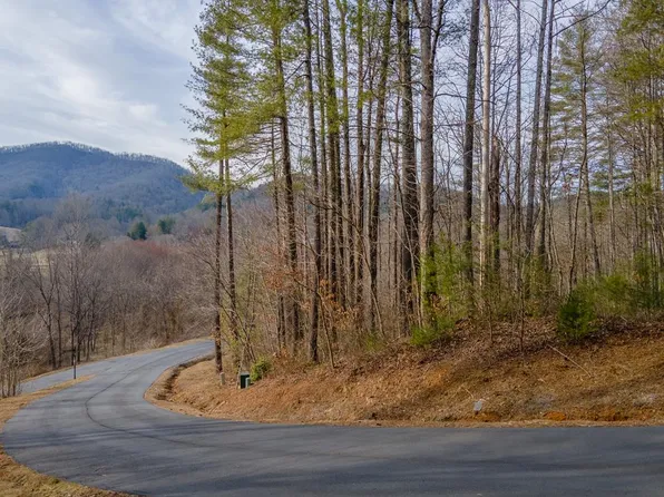 32 Cove At Flt, Cullowhee, NC 28723