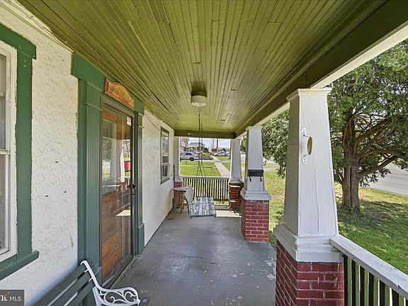 3rd image of 101 S George St