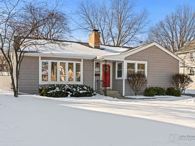 142 S Bothwell St, Palatine, IL, 60067