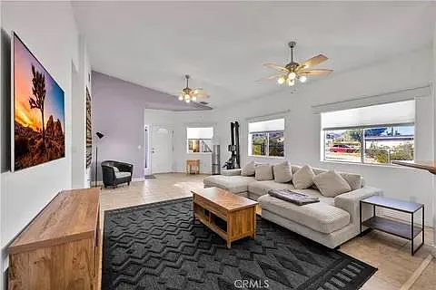 72440 Sun Valley Dr — Photo 3