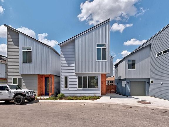 3rd image of 801 N Bluff Dr Unit 22