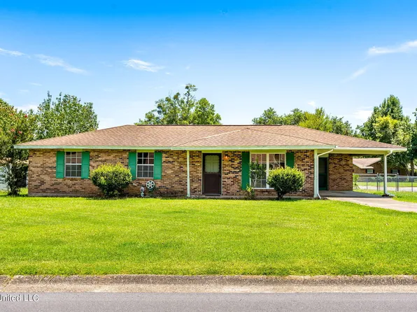 11282 S Pine Dr, Gulfport, MS 39503