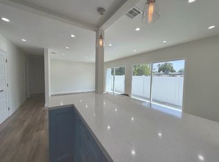 10926 Ruffner Ave, Granada Hills, CA 91344