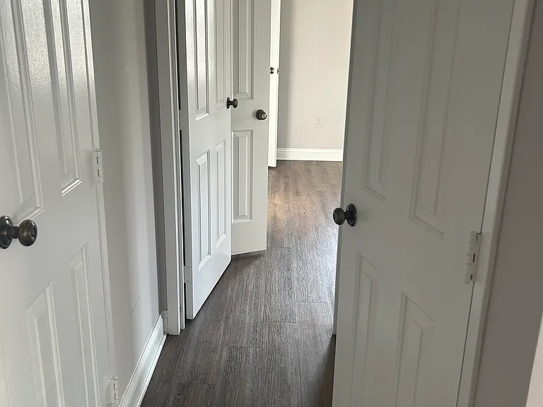 4 E Athens Ave #203 — Photo 13