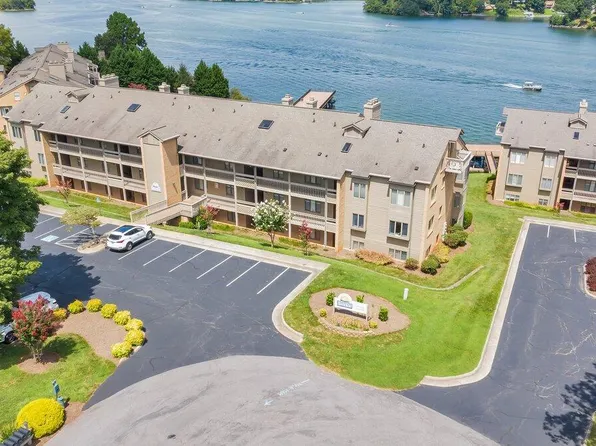 845 Gangplank Rd Unit 212, Moneta, VA 24121