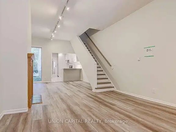 4th image of 928 Eastern Ave #1A