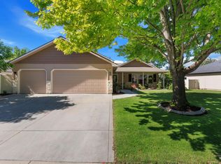 4951 W Classic Dr, Meridian, ID 83646