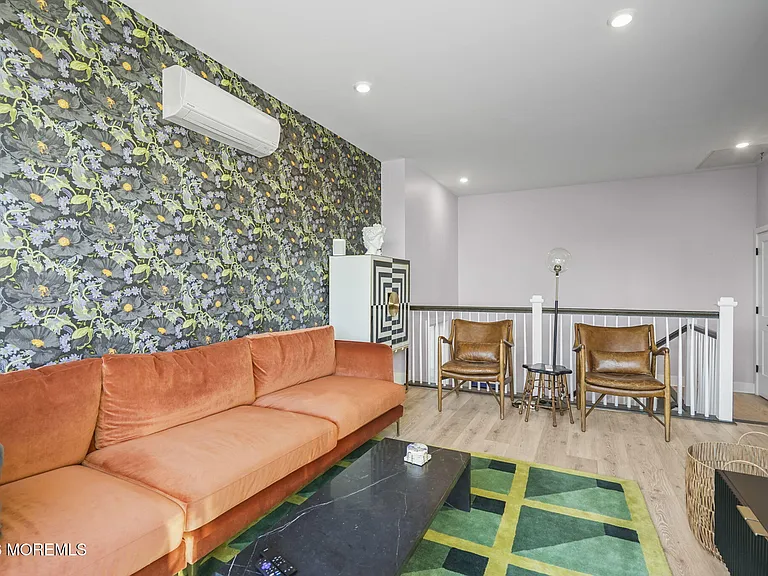 300 Asbury Ave #14 — Photo 28