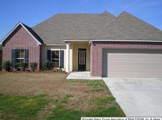 17043 Jamestowne Dr, Prairieville, LA 70769
