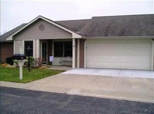 2366 SW Fountain Pl, Topeka, KS 66614