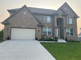 25869 Strath Haven Dr, Novi, MI 48374