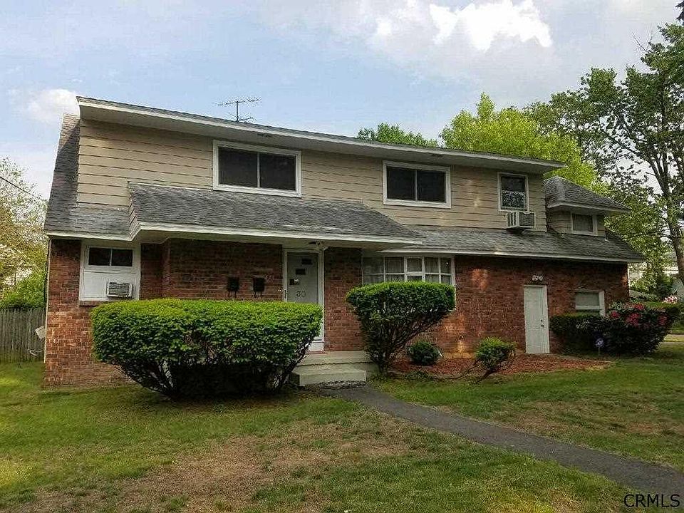 2nd image of 30 Parkwood St