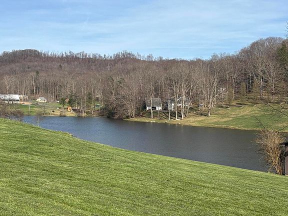 3rd image of 133 Ottmer Rd