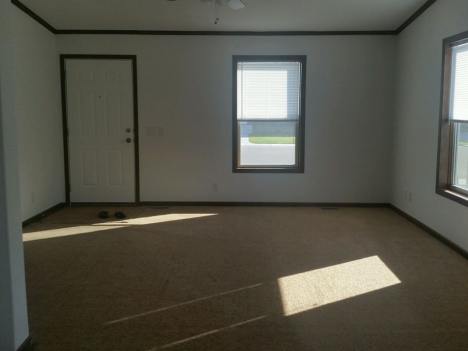 2nd image of 220 Riverwood Dr