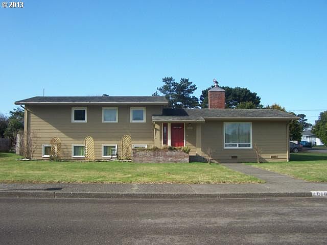 2nd image of 1010 Franklin Ave
