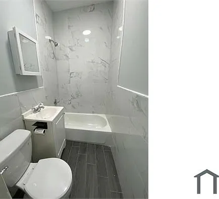 33 Saint Josephs Ave — Photo 8