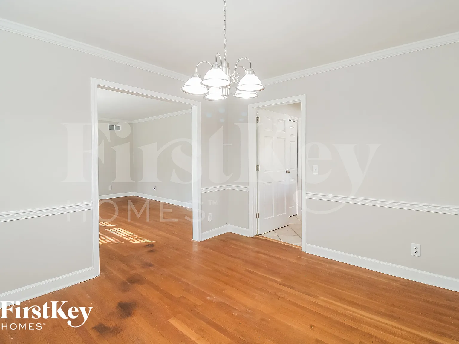 4 bed, 3.0 bath, 2769 sqft, $2,470 — Photo 4