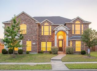 2121 Hollow Way, Garland, TX 75041