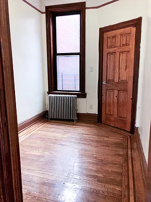 Rented by Skyline Group Real Estate | media 25