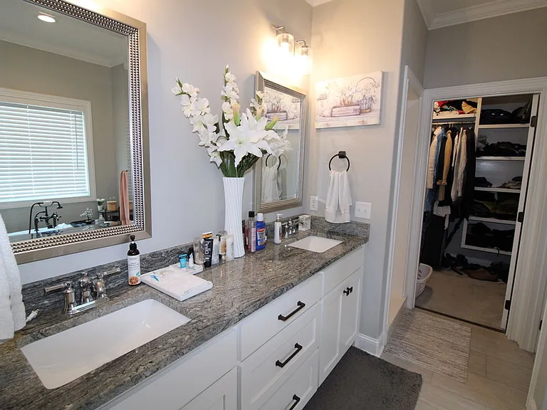 28 Redington Dr — Photo 12