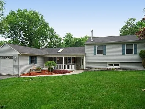 3 Elizabeth Ln, Rockaway Twp., NJ 07866