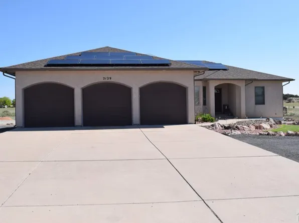 2129 W Woodstock Dr, Pueblo West, CO 81007