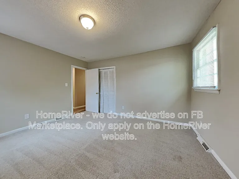 1613 Seven Oaks Pl — Photo 9