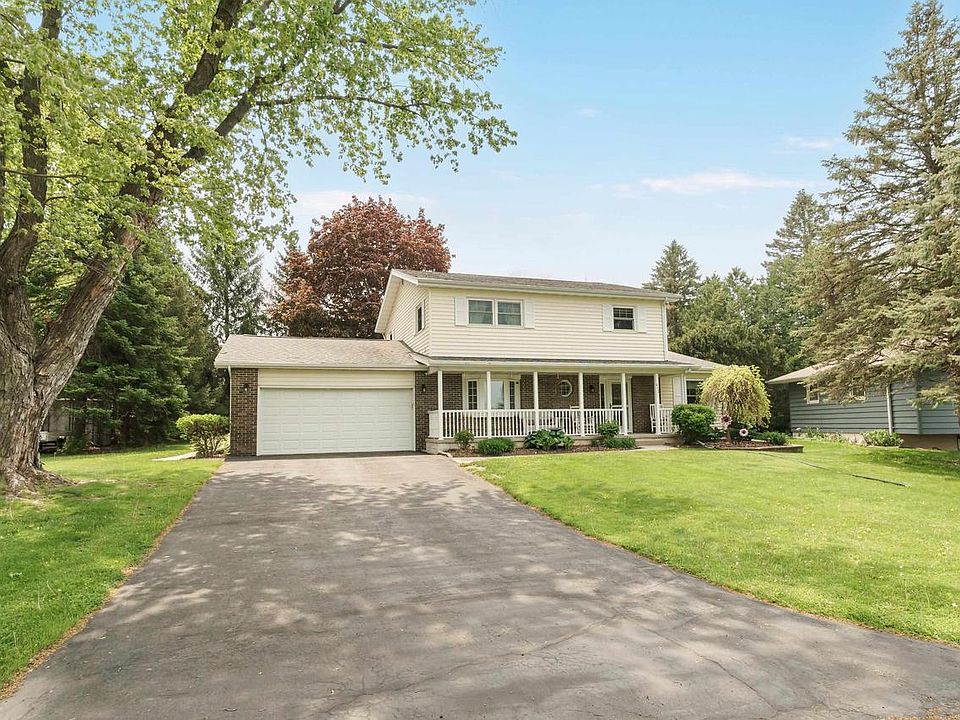 413 Hillcrest Drive, Beaver Dam, WI 53916 Zillow
